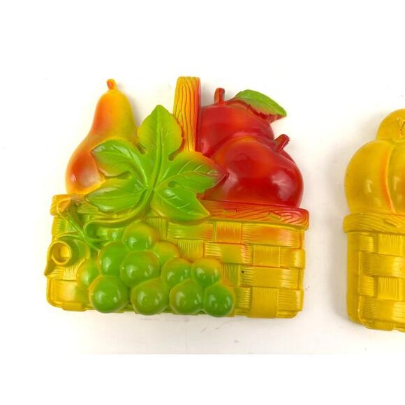 VTG 1970s Miller Studios Chalkware Fruit and Vegetable Basket Wall Hangings - Picture 2 of 16